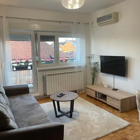 Sunny Apartment Vrsac